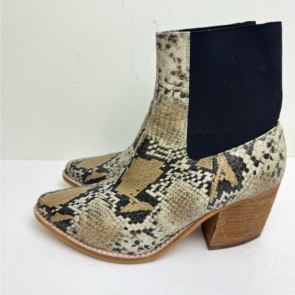 Jeffrey Campbell & Free People Frontier Snakeskin Leather Boots Size 7